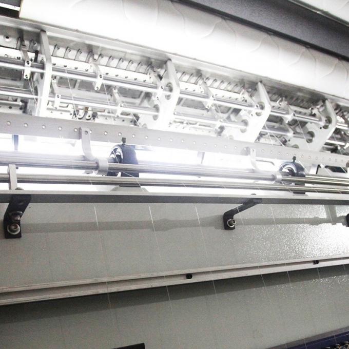 Máquina que acolcha de la cabeza multi sin lanzadera usada para el colchón