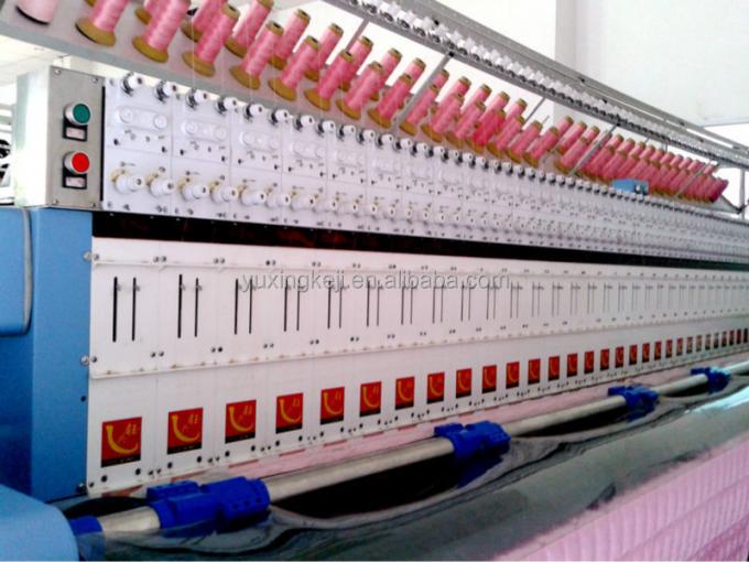 Bordado que acolcha para la ropa, máquina de coser industrial, máquina automatizada de la máquina del bordado que acolcha